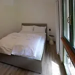 Il Baitone Apartment *