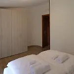 Il Baitone Apartment *