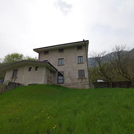 Il Baitone Apartment Porle